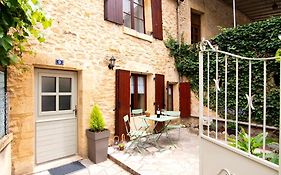 Cozy Cottage With Garden In Sarlat Medieval Centre